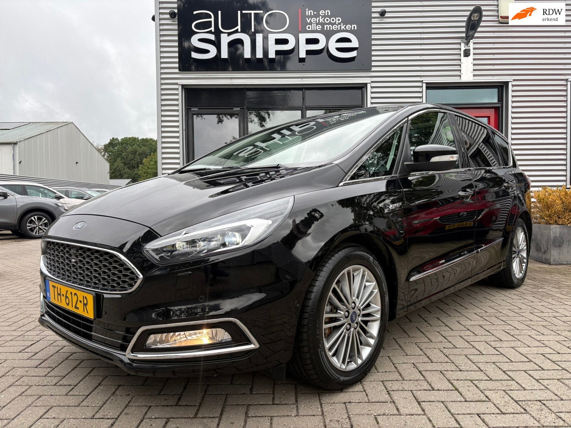 Ford S-Max 2.0 Vignale 7 PERSOONS-AUTOMAAT-VOLLEDER-STOEL VE, Auto's, 4 cilinders, 7 stoelen, Zwart, Leder