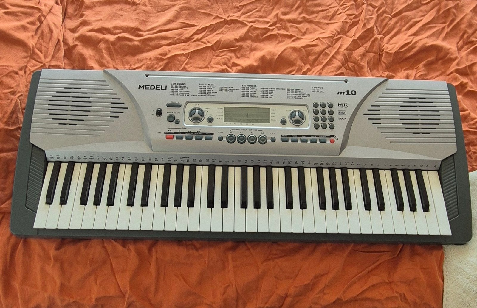 Medeli M10 Keyboard, Muziek en Instrumenten, Ophalen, Medeli, Aanslaggevoelig, 61 toetsen