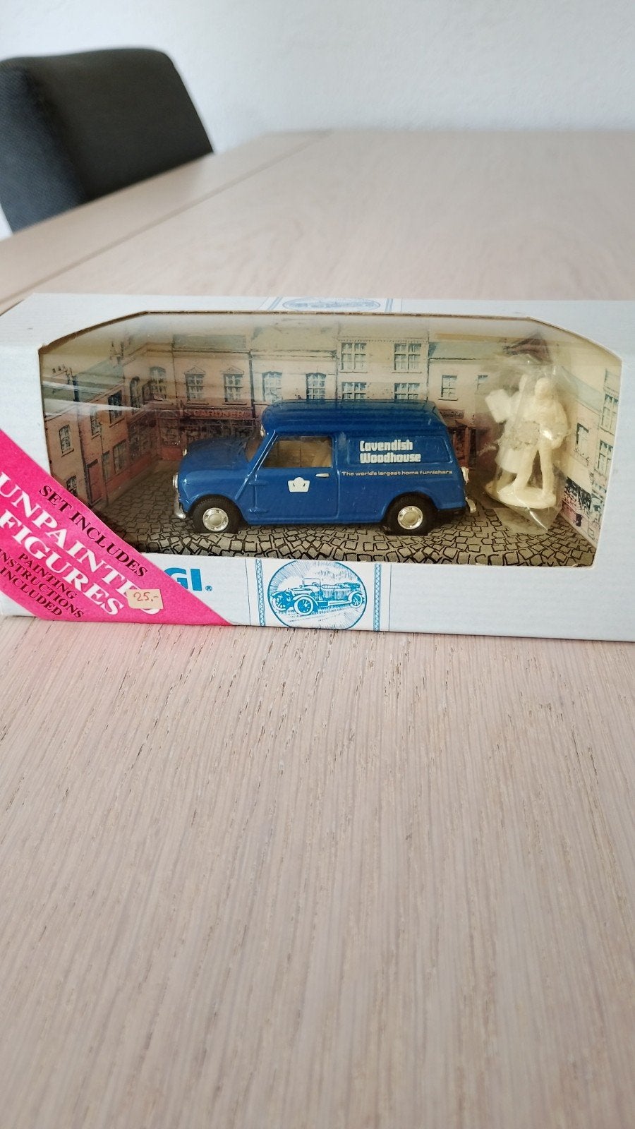 Modelauto Morris Minivan, Ophalen of Verzenden, Zo goed als nieuw, Auto, Corgi