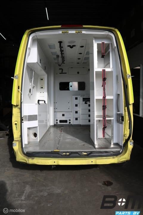 Complete ambulance-inbouw Mercedes Sprinter OEM, Auto-onderdelen, Interieur en Bekleding, Gebruikt