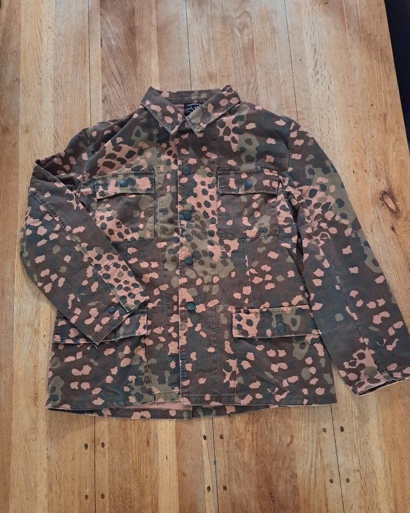 Duitse Waffen SS M44 Erbsentarn Feldbluse, Verzamelen, Verzenden, Landmacht, Duitsland, Kleding of Schoenen
