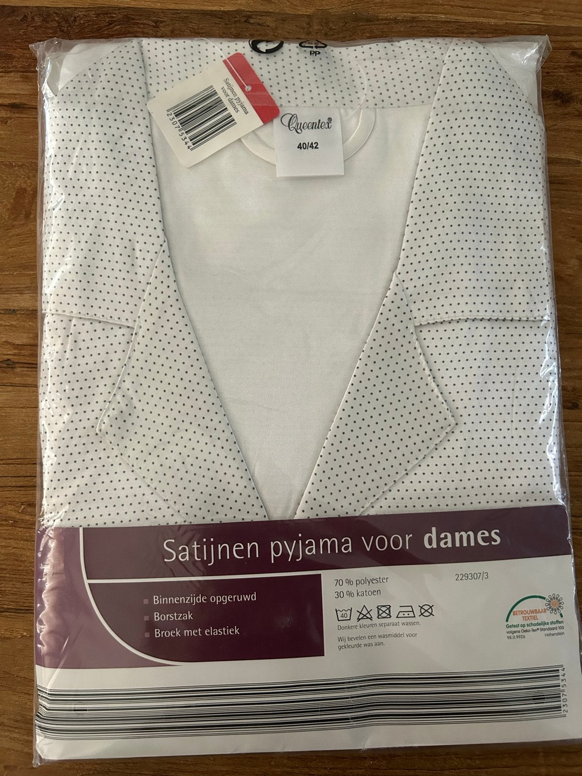 Nieuwe satijnen pyjama voor dames - Maat 40/42, Kleding | Dames, Ophalen of Verzenden, Nieuw, Maat 38/40 (M)