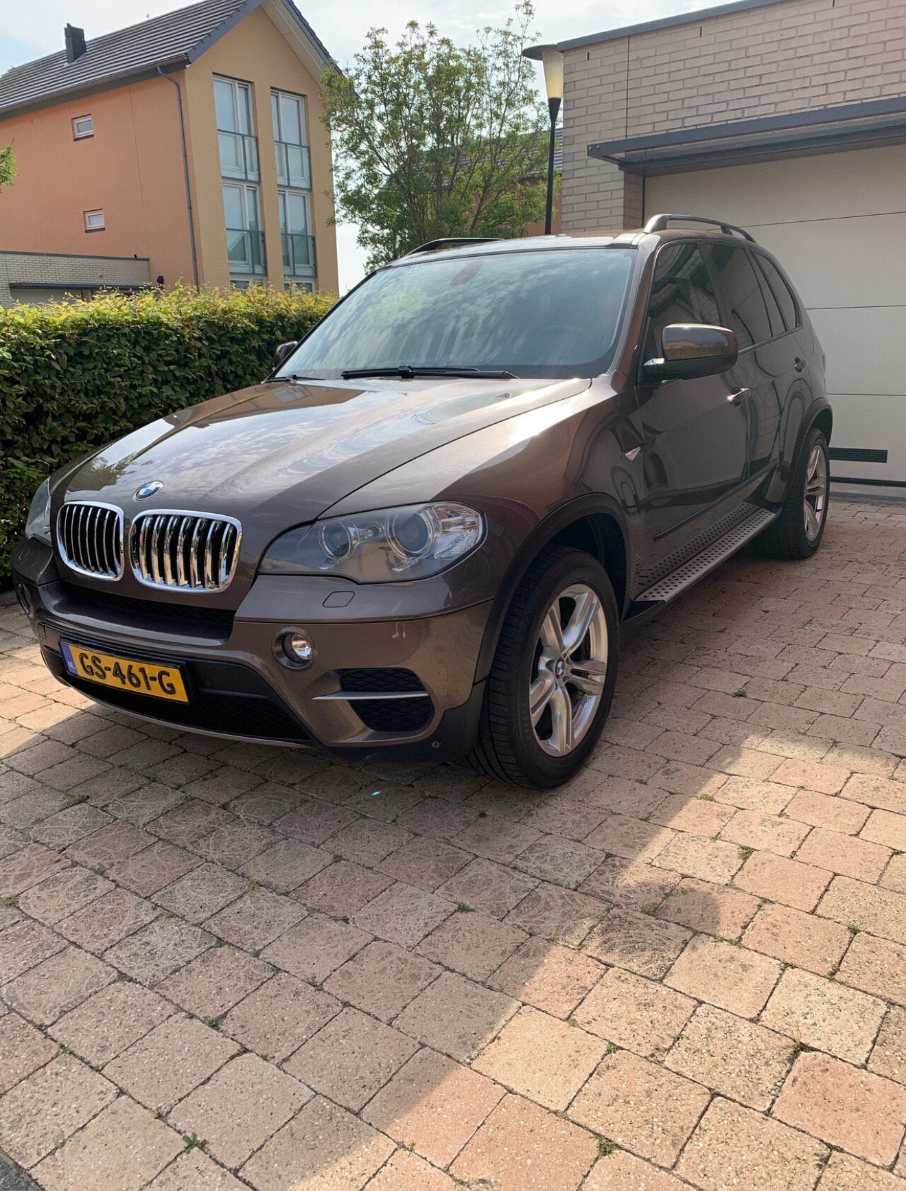 BMW X5 Xdrive 30D nieuwe banden en accu. Afneembare trekhaak, Euro 5, 2993 cc, Bruin, 255 €/maand