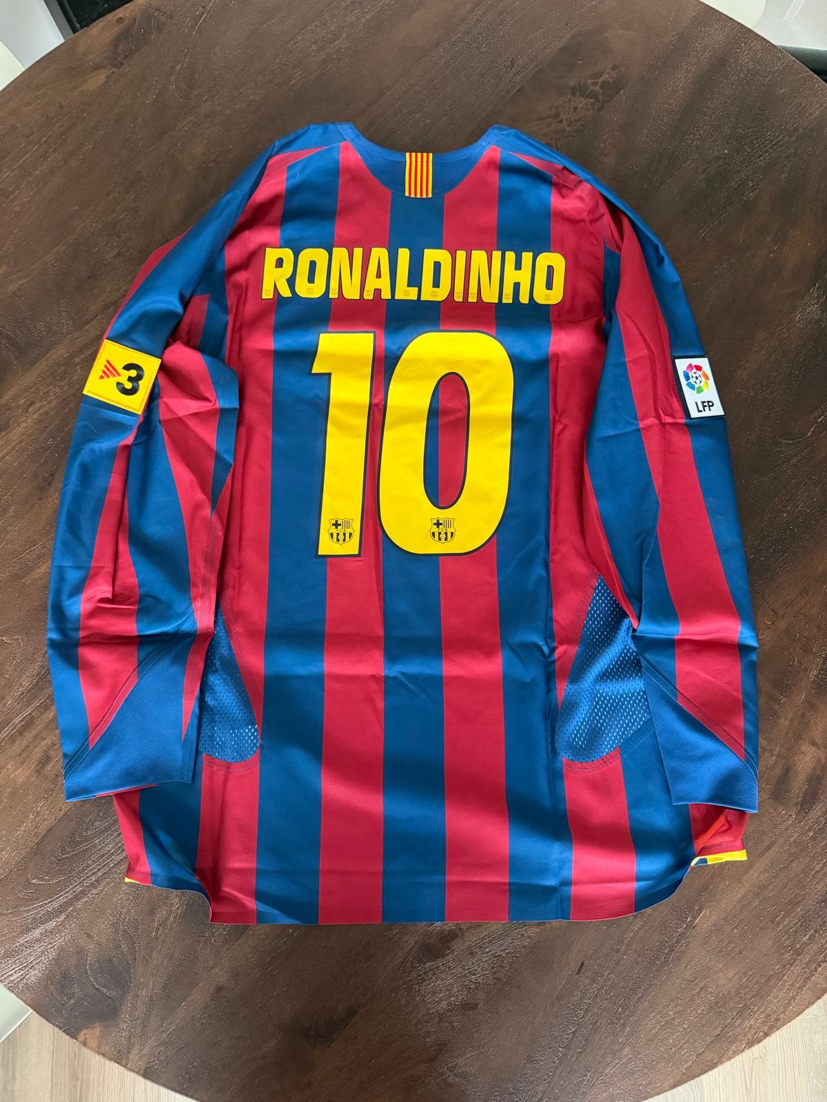 FC Barcelona Ronaldinho Re-Issue Nike Shirt XL Ongedragen, Meerkleurig, Ophalen of Verzenden, Voetbal, Maat 56/58 (XL)