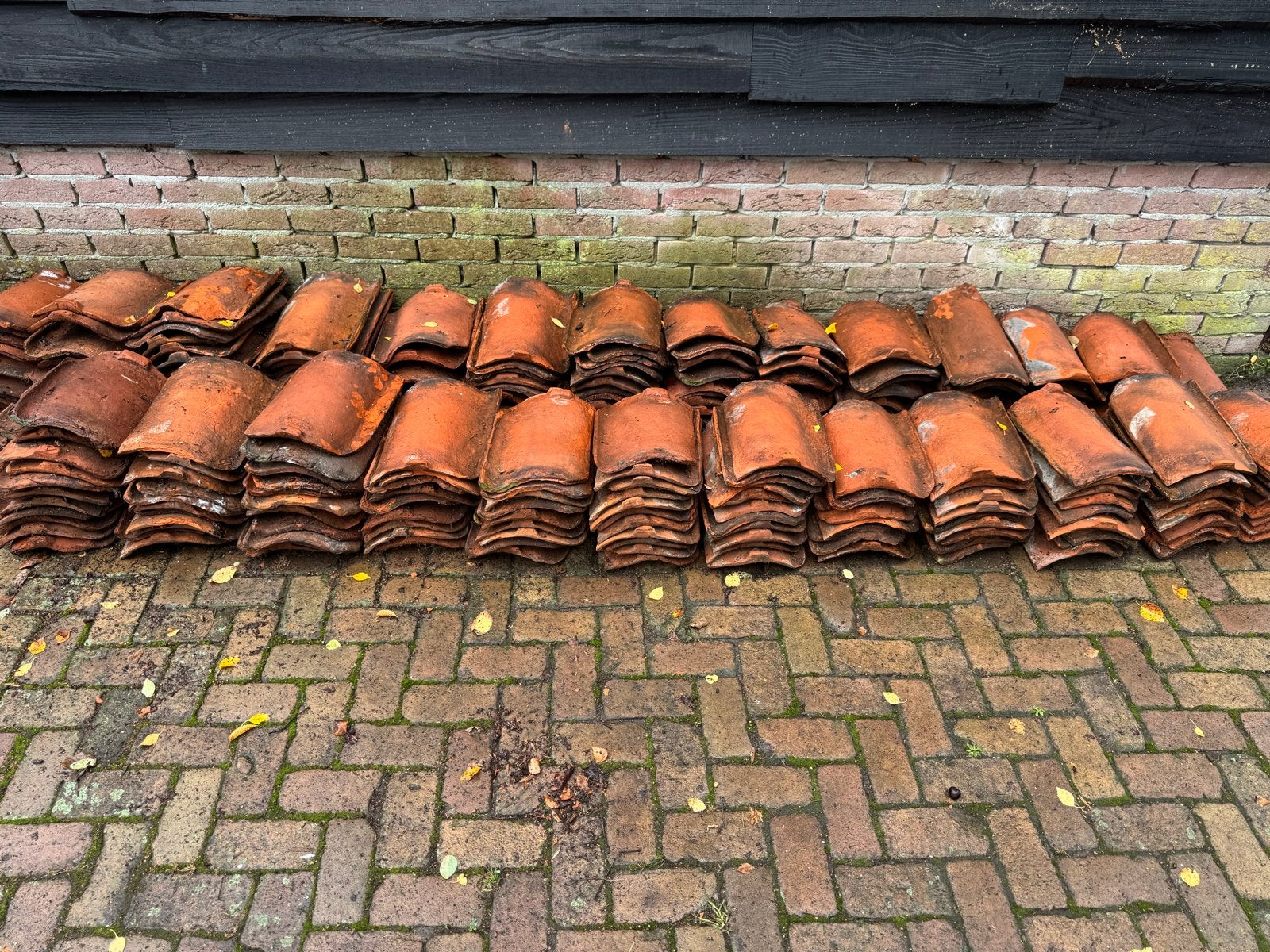 Gratis: Gebruikte dakpannen - Authentieke uitstraling, Ophalen, Gebruikt, Steen of Klei, 15 m² of meer