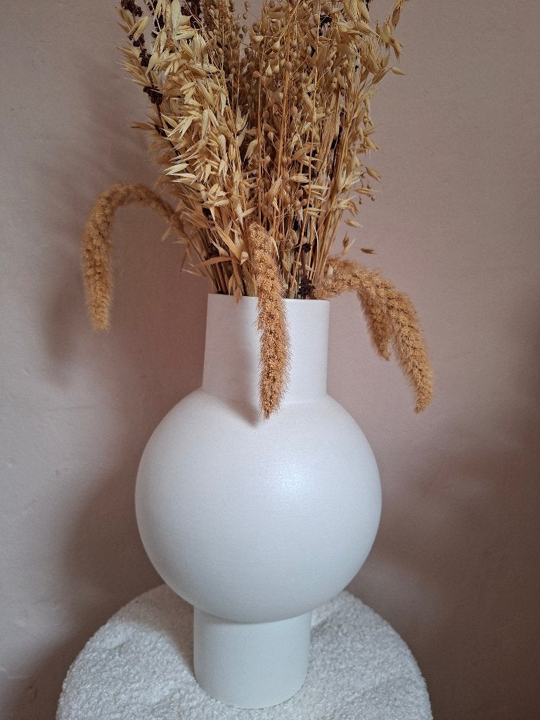 Te koop hk living vaas met droogbloemen, Ophalen, Wit, Aardewerk of Porselein, Zo goed als nieuw