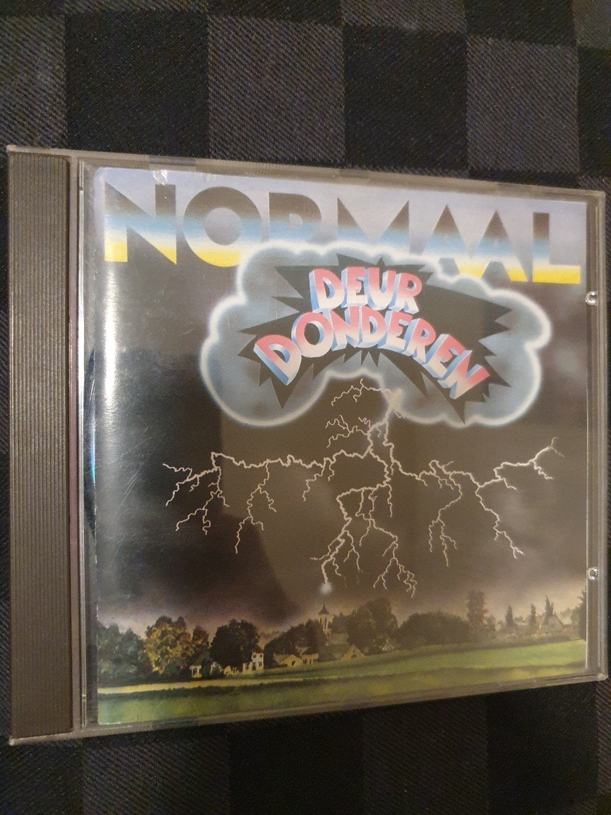 Normaal cd deur donderen, Verzenden, Gebruikt, Rock