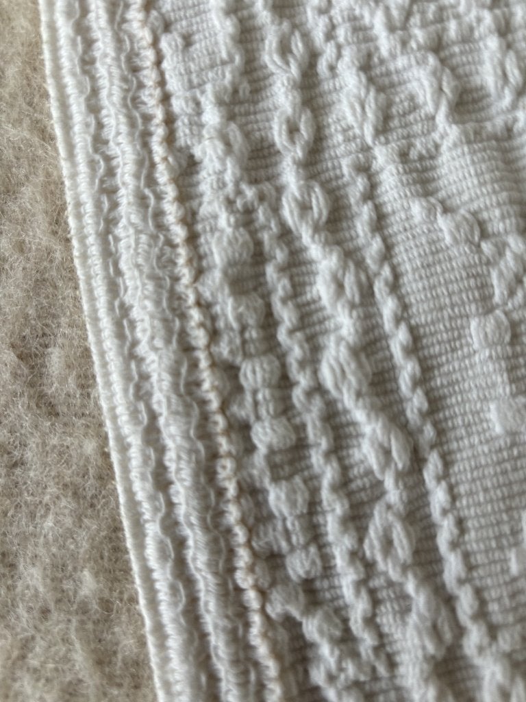 Mooie, offwhite sprei., Huis en Inrichting, Wit, Katoen, Tweepersoons, Ophalen of Verzenden