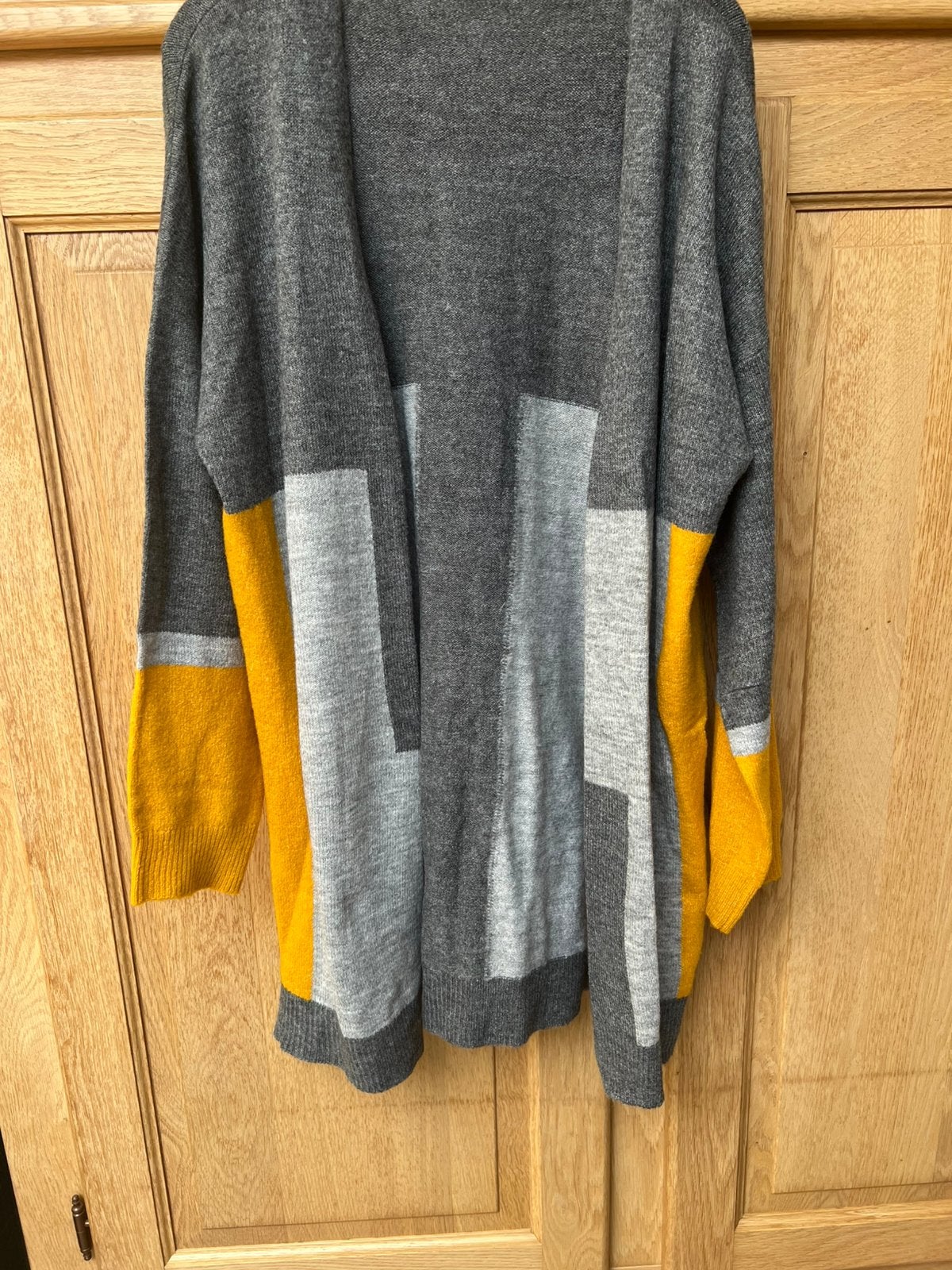 Zeer mooi dames vest maat 48 zgan, Kleding | Dames, Truien en Vesten, Ophalen, Zo goed als nieuw, Maat 46/48 (XL) of groter