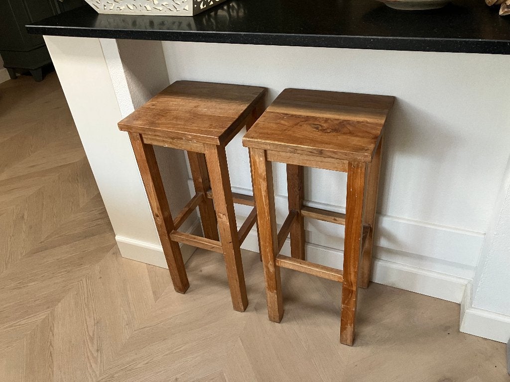 2 barkrukken, Huis en Inrichting, Barkrukken, Ophalen, 60 tot 90 cm, Zo goed als nieuw, Hout
