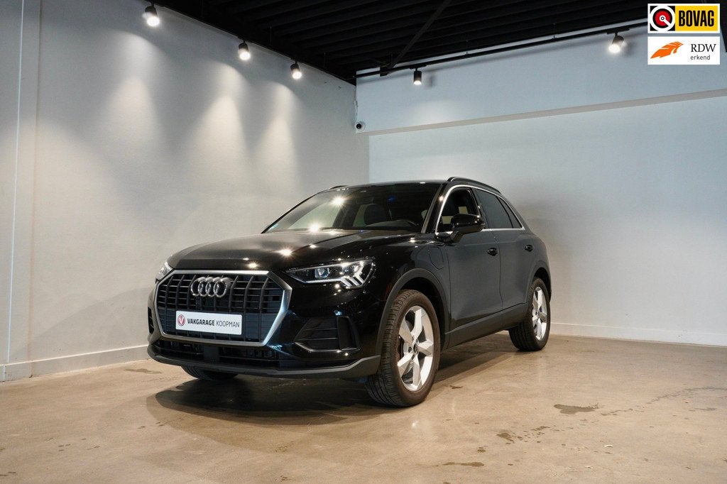 Audi Q3 45 TFSI e S edition Stoelverwarming|ACC| S-Line, Auto's, Audi, Bedrijf, Te koop, Q3, ABS, Adaptive Cruise Control, Airbags