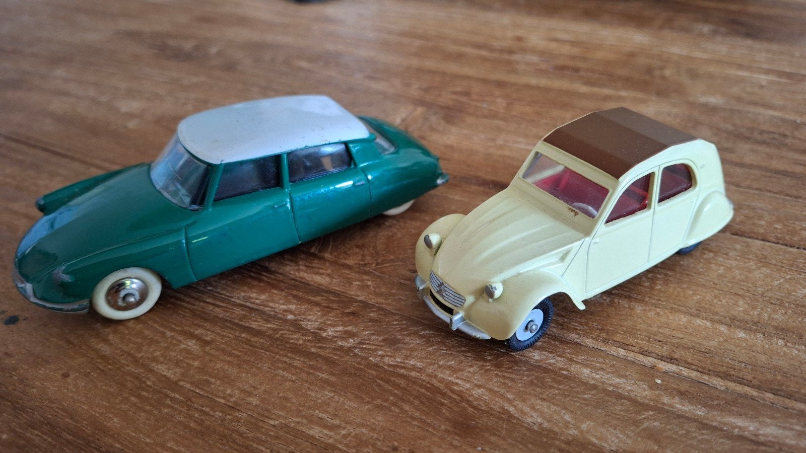 Citroen DS19 en 2CV modelauto's - Vintage set, Ophalen of Verzenden, Gebruikt, Auto, Dinky Toys