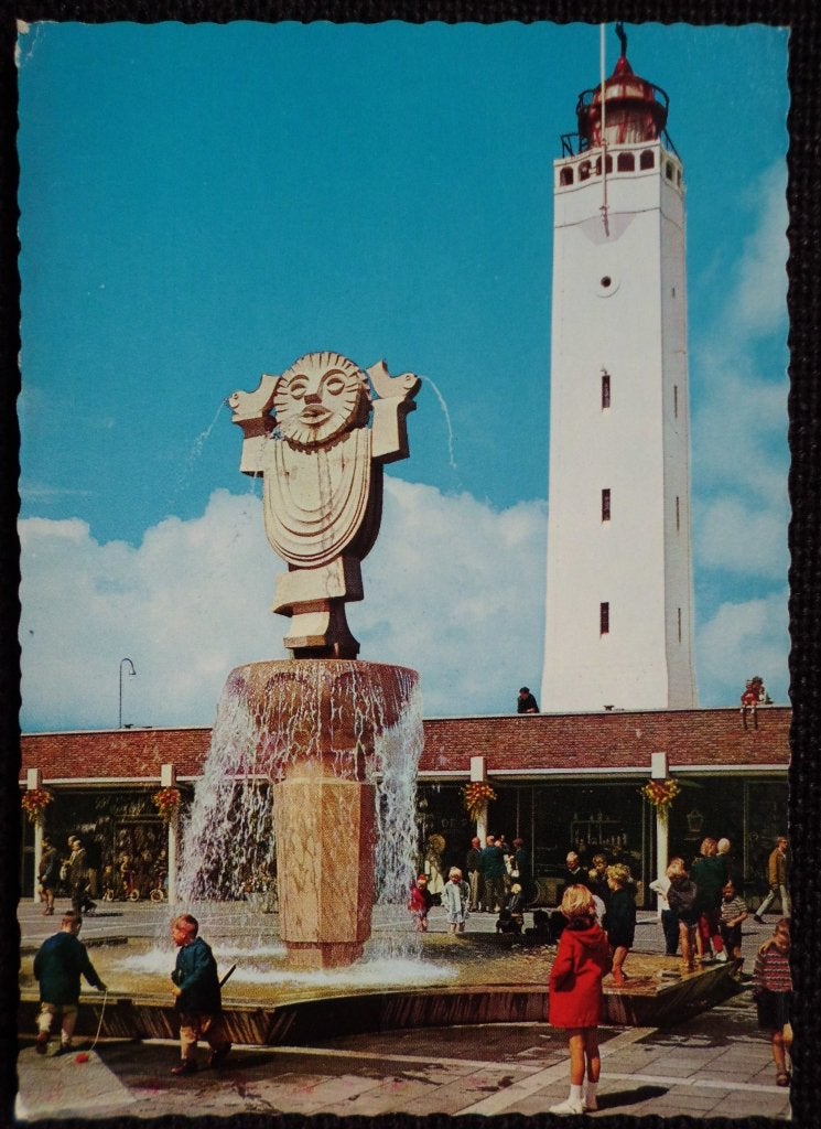 Noordwijk - vuurtorenplein met fontein - 1969, Ophalen of Verzenden, 1960 tot 1980, Gelopen, Zuid-Holland
