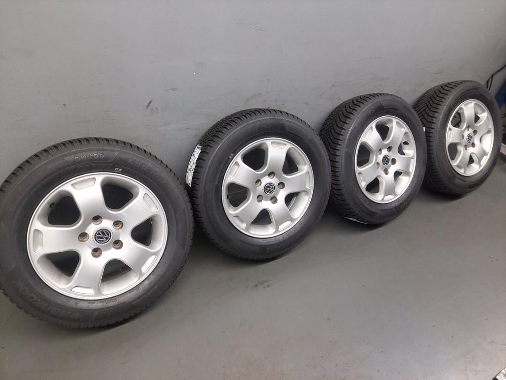 2 sets wielen Golf 4, Ophalen, Gebruikt, Zomerbanden, Banden en Velgen