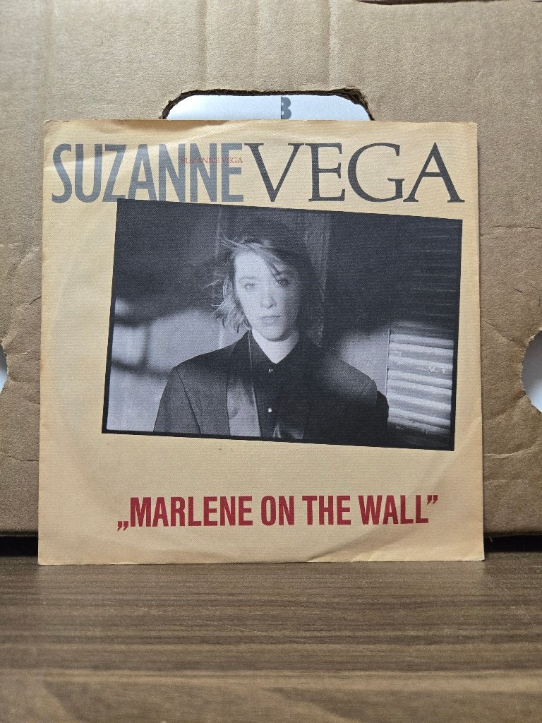 Suzanne Vega - Marlene on the wall, 7 inch, Ophalen of Verzenden, Zo goed als nieuw, Pop