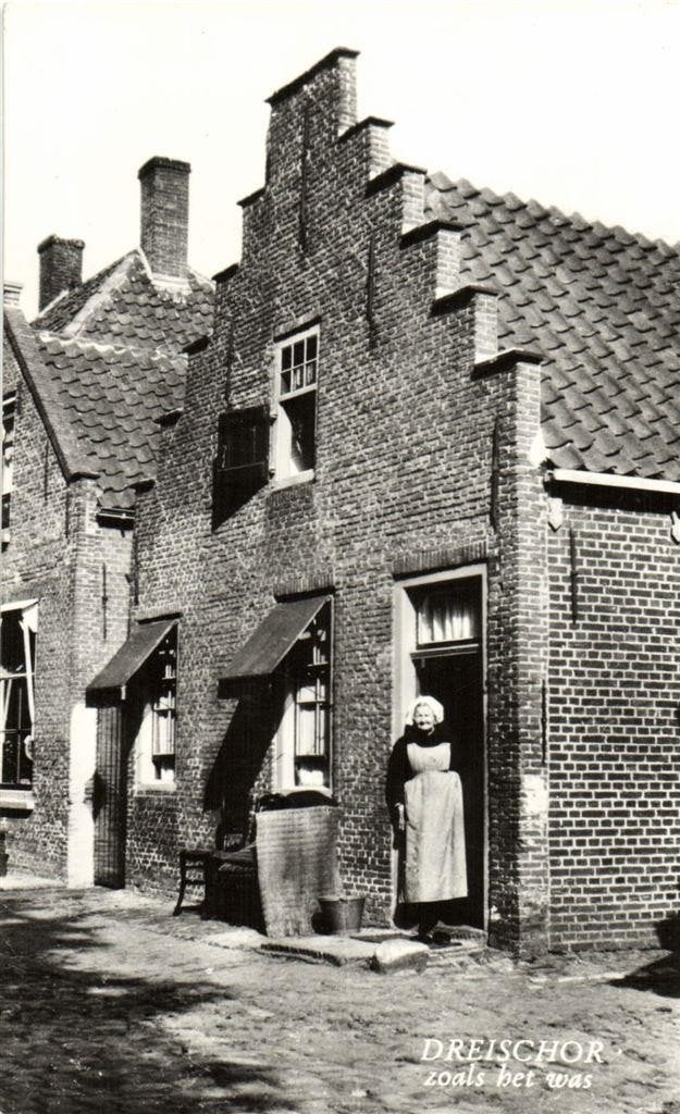 Dreischor, zoals het was - vrouw - reclamekaart, Ophalen of Verzenden, 1960 tot 1980, Gelopen, Zeeland