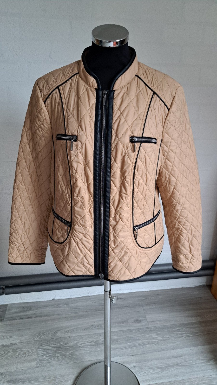 Beige Rabe jasje maat 44, Kleding | Dames, Ophalen of Verzenden, Zo goed als nieuw, Beige