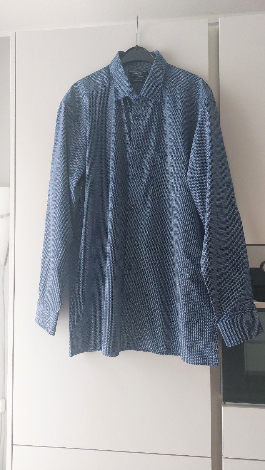 Marine blauw dessin herenoverhemd. Nieuw. Merk is Bartlett., Kleding | Heren, Overhemd, Blauw, Bartlett, Nieuw