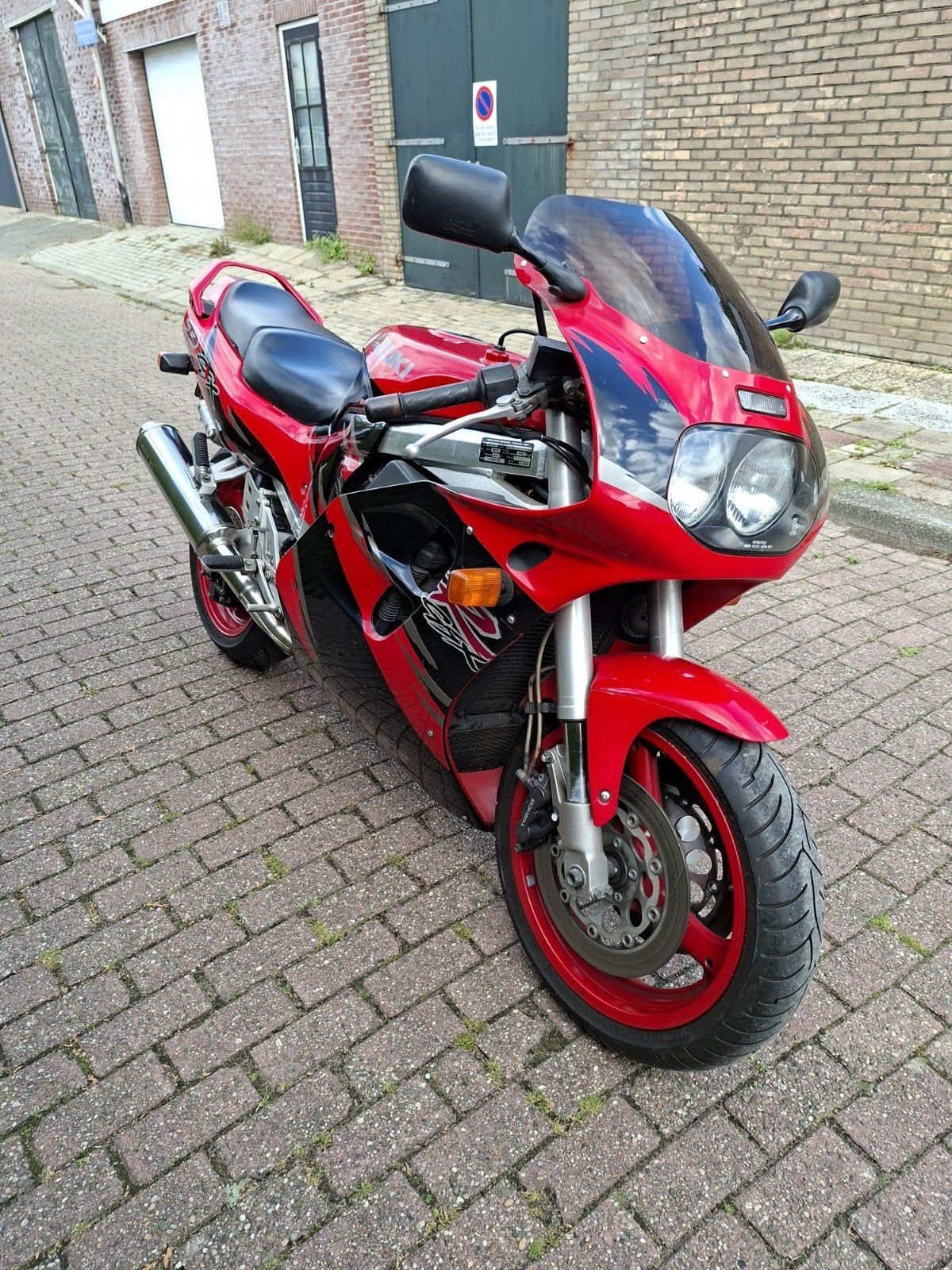 Suzuki GSX-R 1100 uit 1993 - Goed onderhouden erfstuk, Particulier