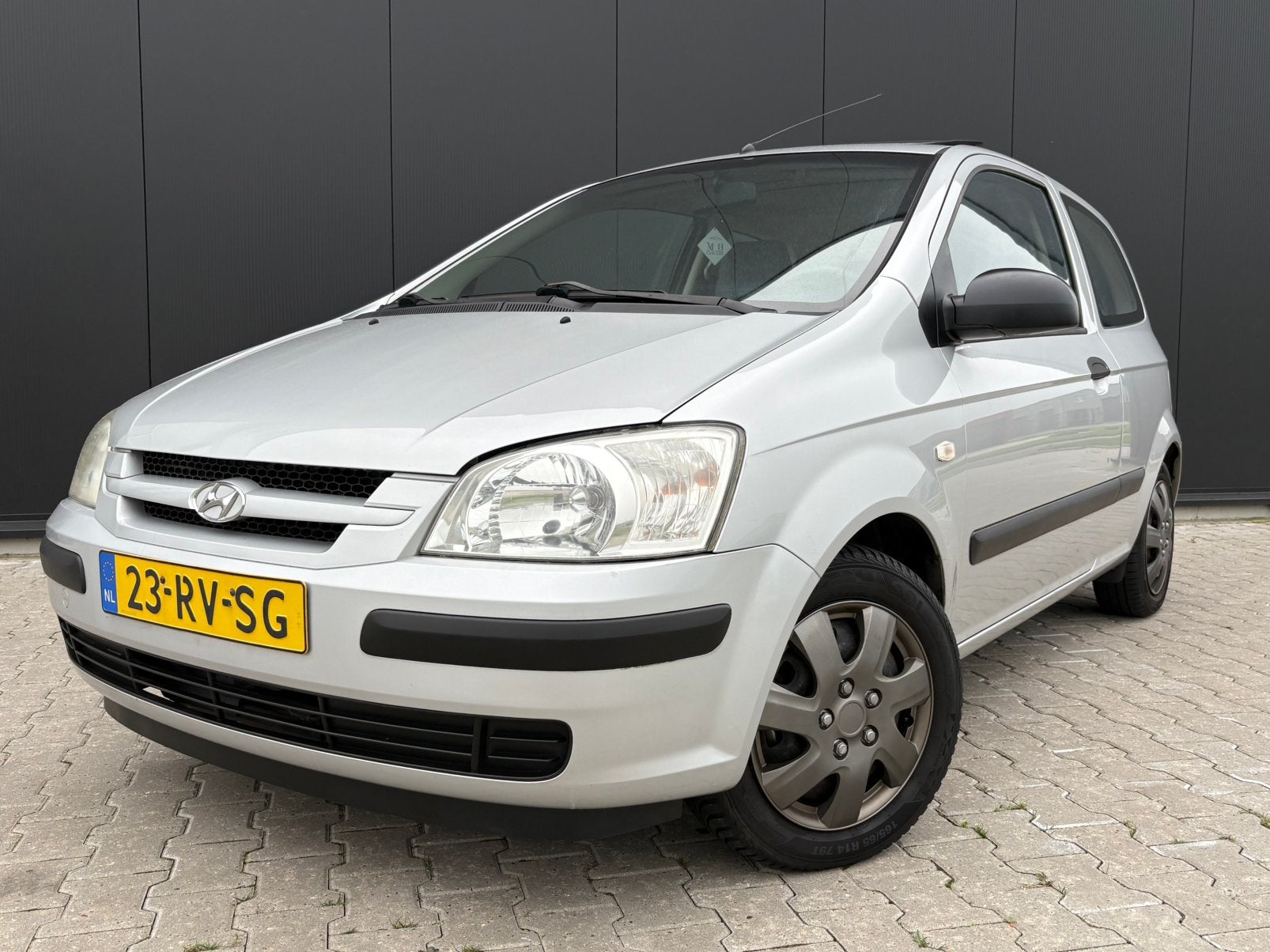 Hyundai Getz 1.1 5DRS 2005 Grijs Panoramadak NIEUWE APK!, Voorwielaandrijving, 450 kg, 31 €/maand, 4 cilinders