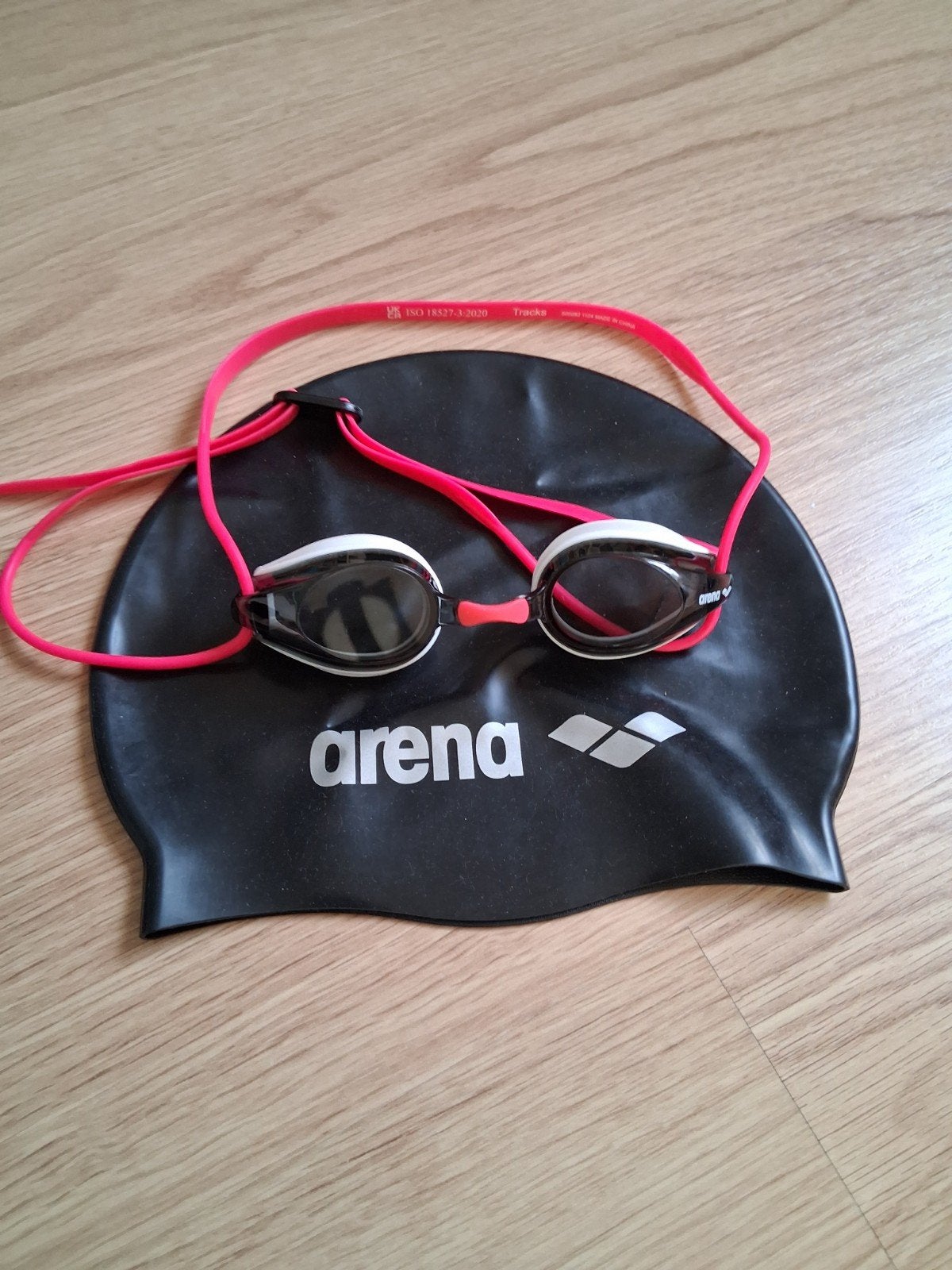 Arena zwemset: badmuts en zwembril (roze/zwart), Ophalen of Verzenden, Zo goed als nieuw