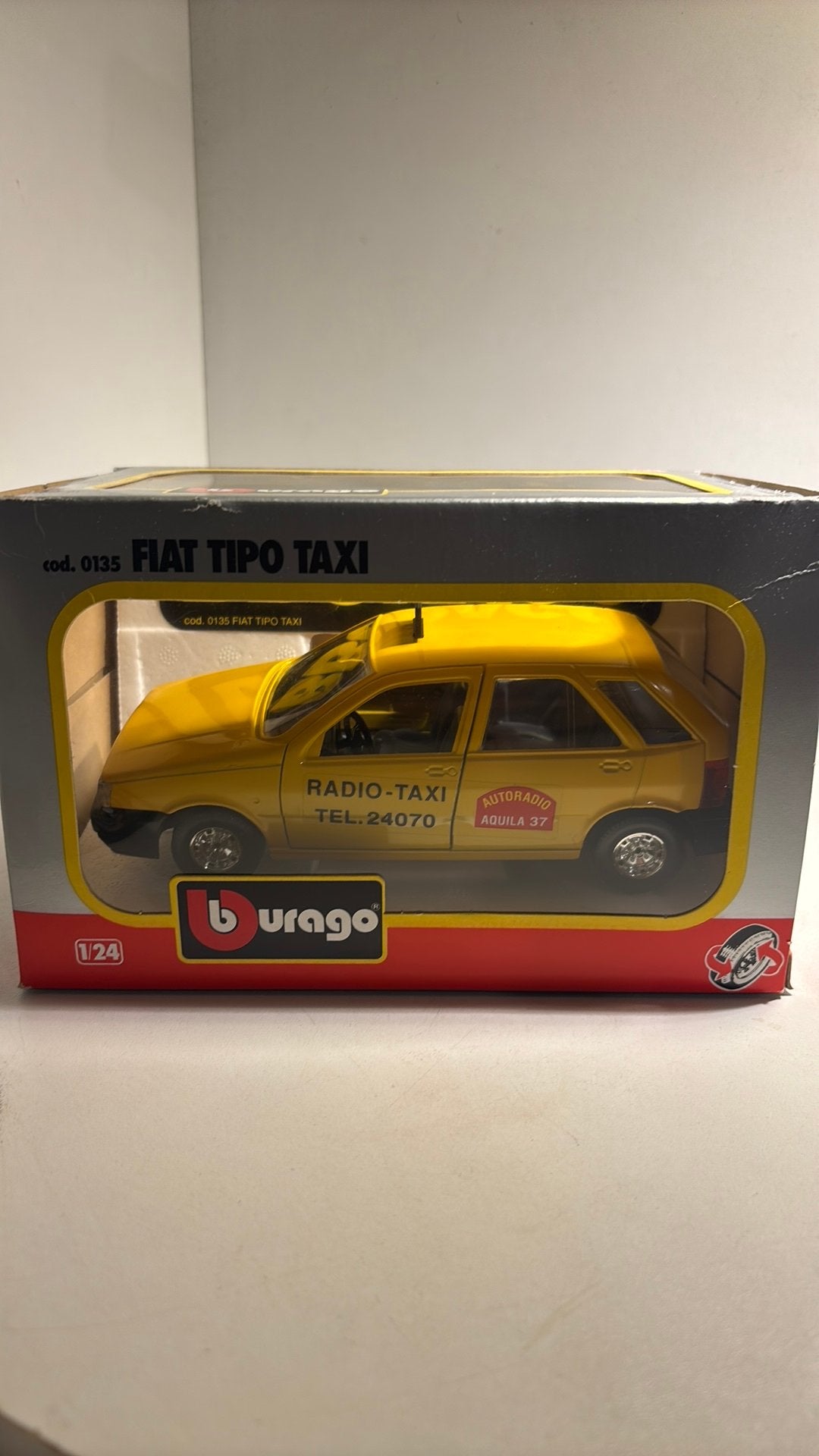 Fiat tipo taxi bburago 1.24, Ophalen of Verzenden, Bburago, A, A