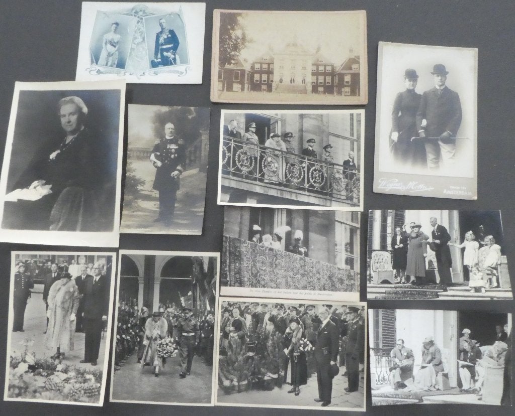WILHELMINA, 12 foto’s Koninklijk Huis, periode t/m 1945, Ophalen of Verzenden, Gebruikt, Nederland, Kaart, Foto of Prent