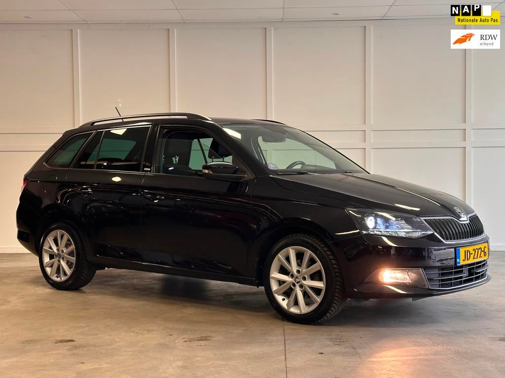 Skoda Fabia Combi 1.2 TSI JOY / Xenon / Stoelverwarming / 20, Euro 6, 4 cilinders, Zwart, Origineel Nederlands