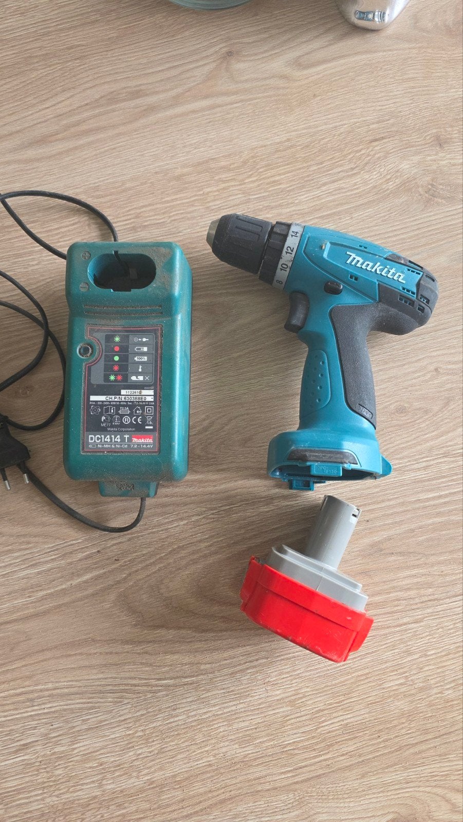 Makita accu tol, Ophalen of Verzenden, Gebruikt, 400 tot 600 watt, Boor- en Schroefmachine