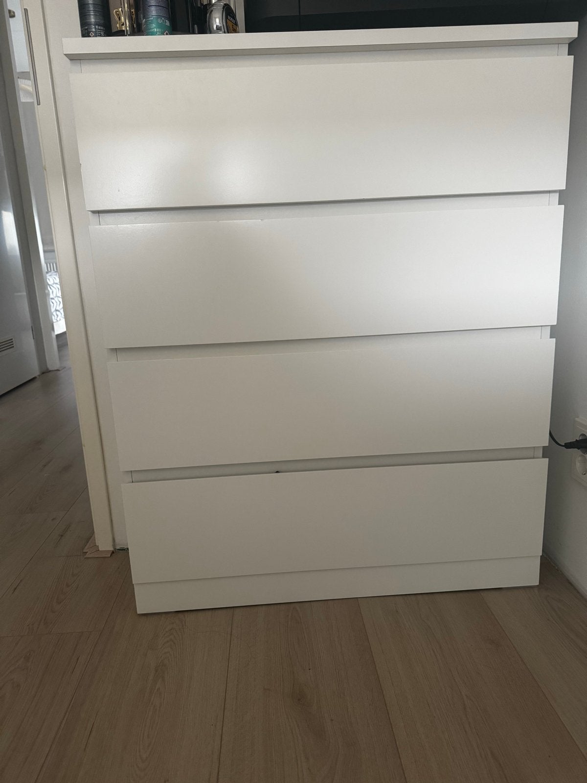 Witte ladekast met 4 laden ikea, Ophalen, Gebruikt, 100 tot 150 cm, 50 tot 100 cm