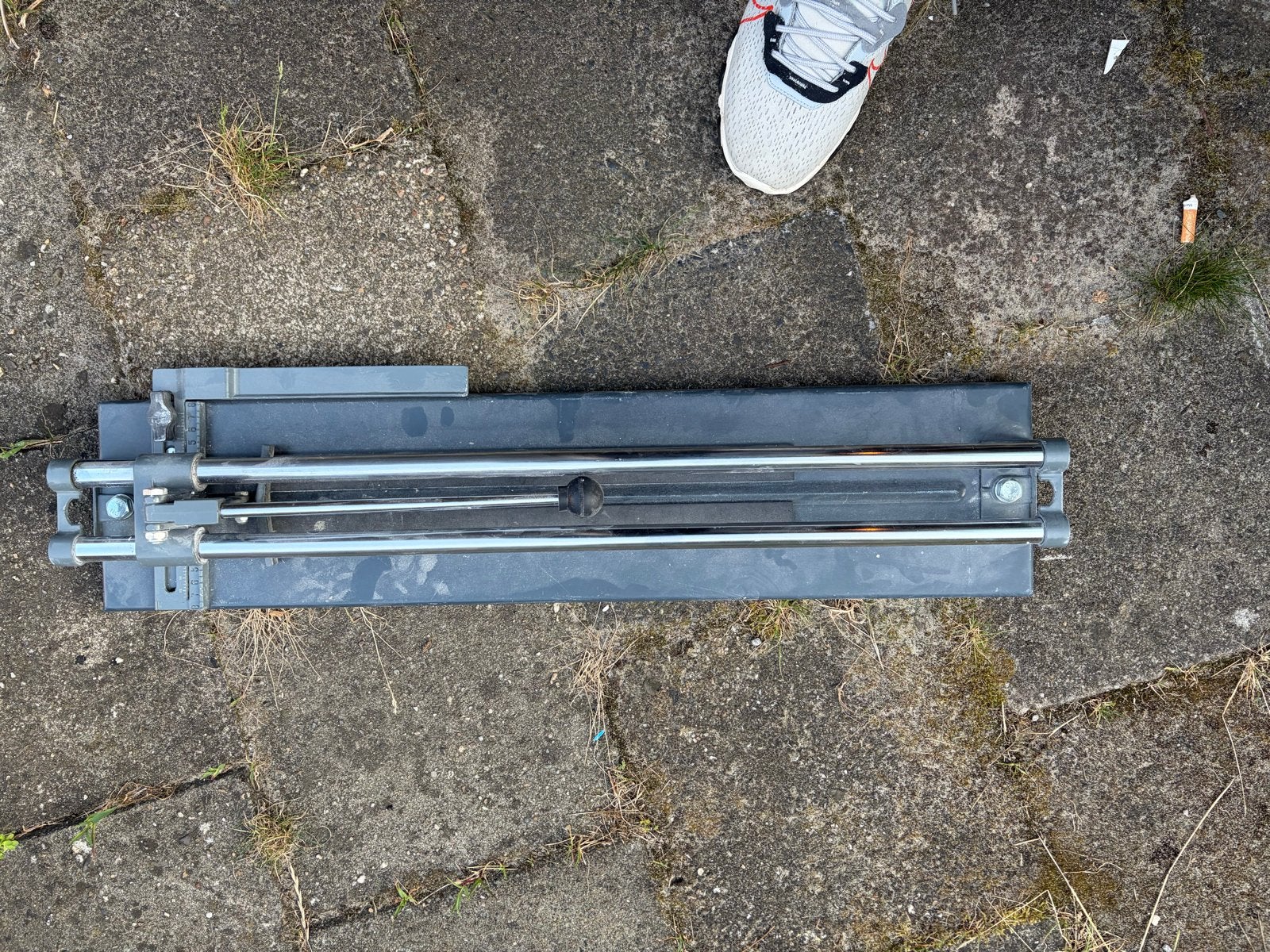 Tegelsnijder - Handgereedschap voor tegelwerk, Ophalen, Gebruikt, Snijgereedschap