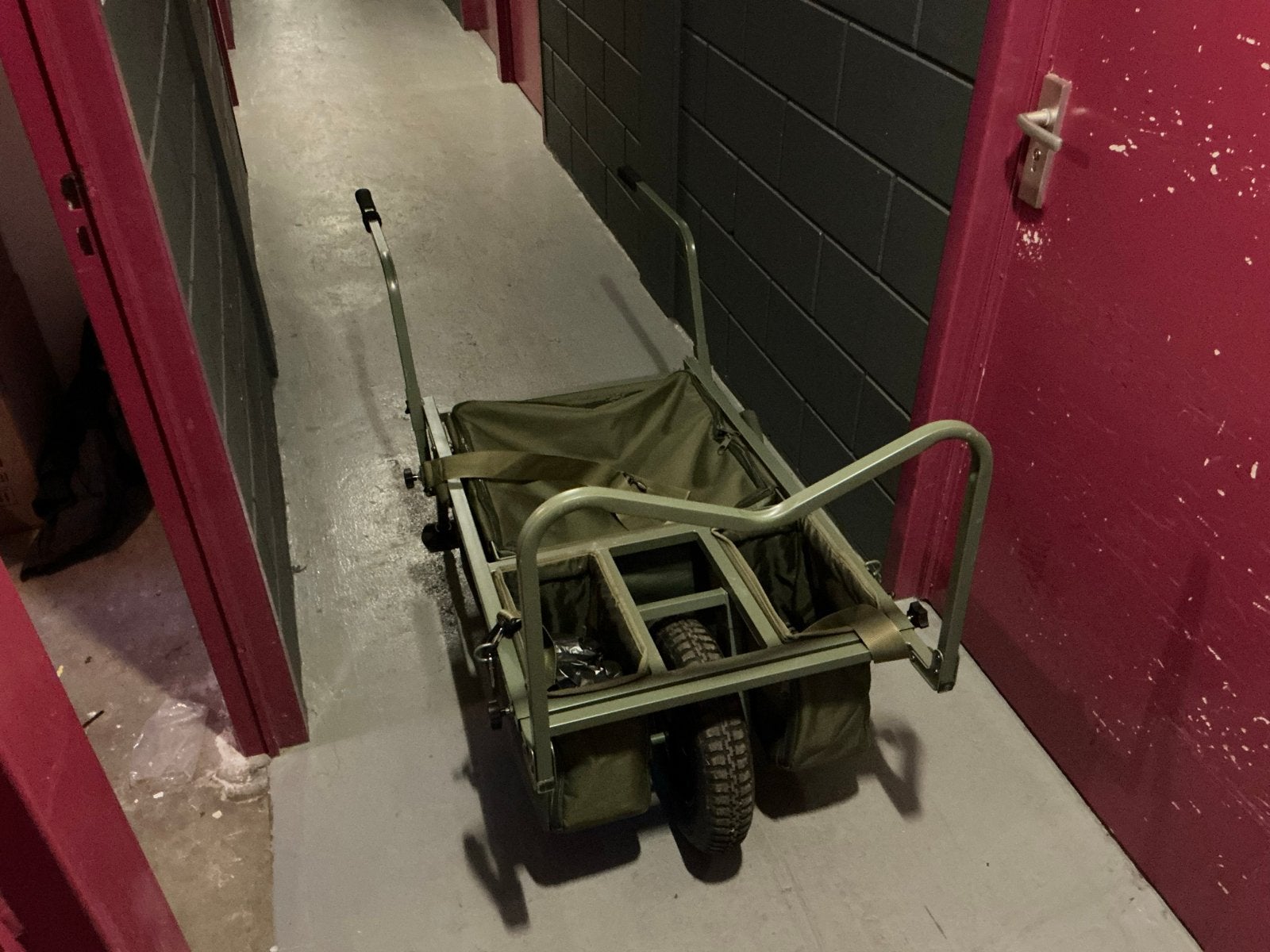 Trakker x-trail barrow 115Viskar/Trolley voor visuitrusting, Ophalen, Gebruikt, Overige typen