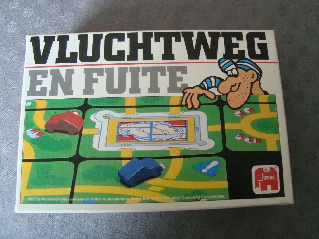Vluchtweg en fuite, Ophalen of Verzenden, Zo goed als nieuw