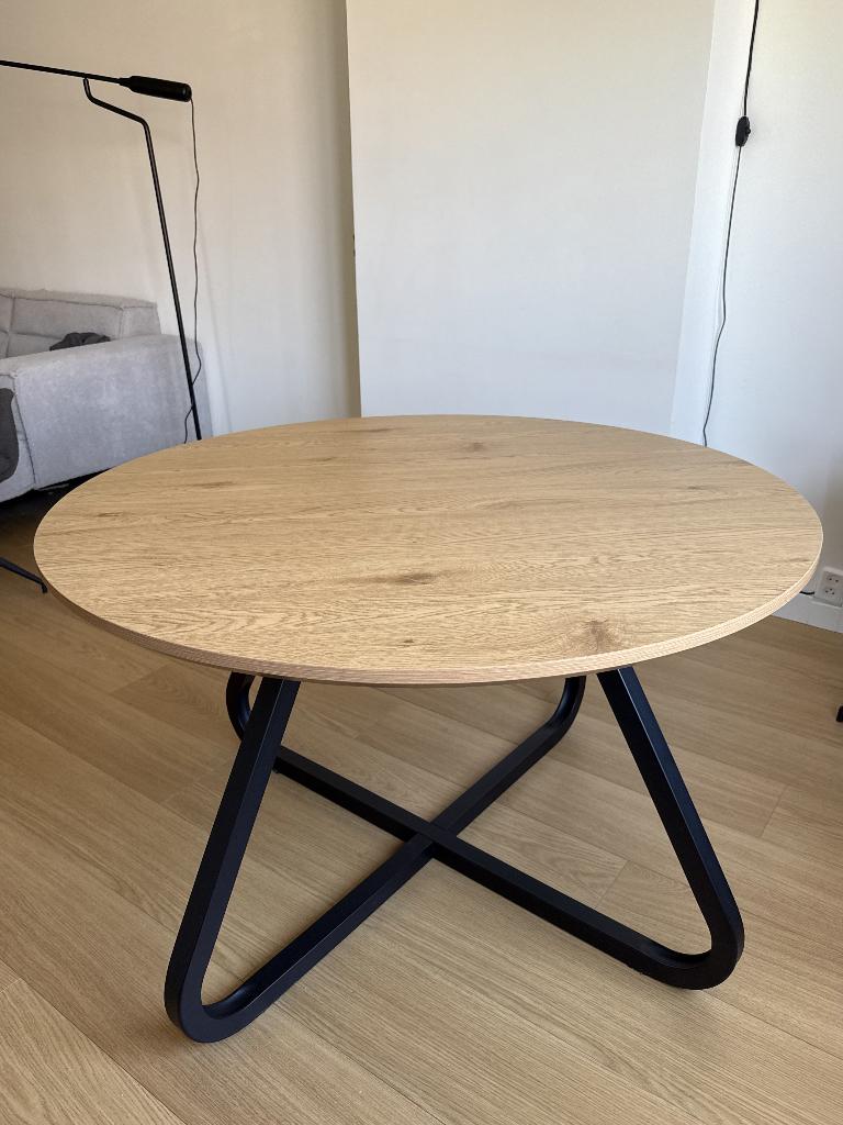 Round Dining Table | Dining Table, Leen Bakker Brigitte, Rond, Zo goed als nieuw, Vier personen, Industrial / Modern / Contemporary