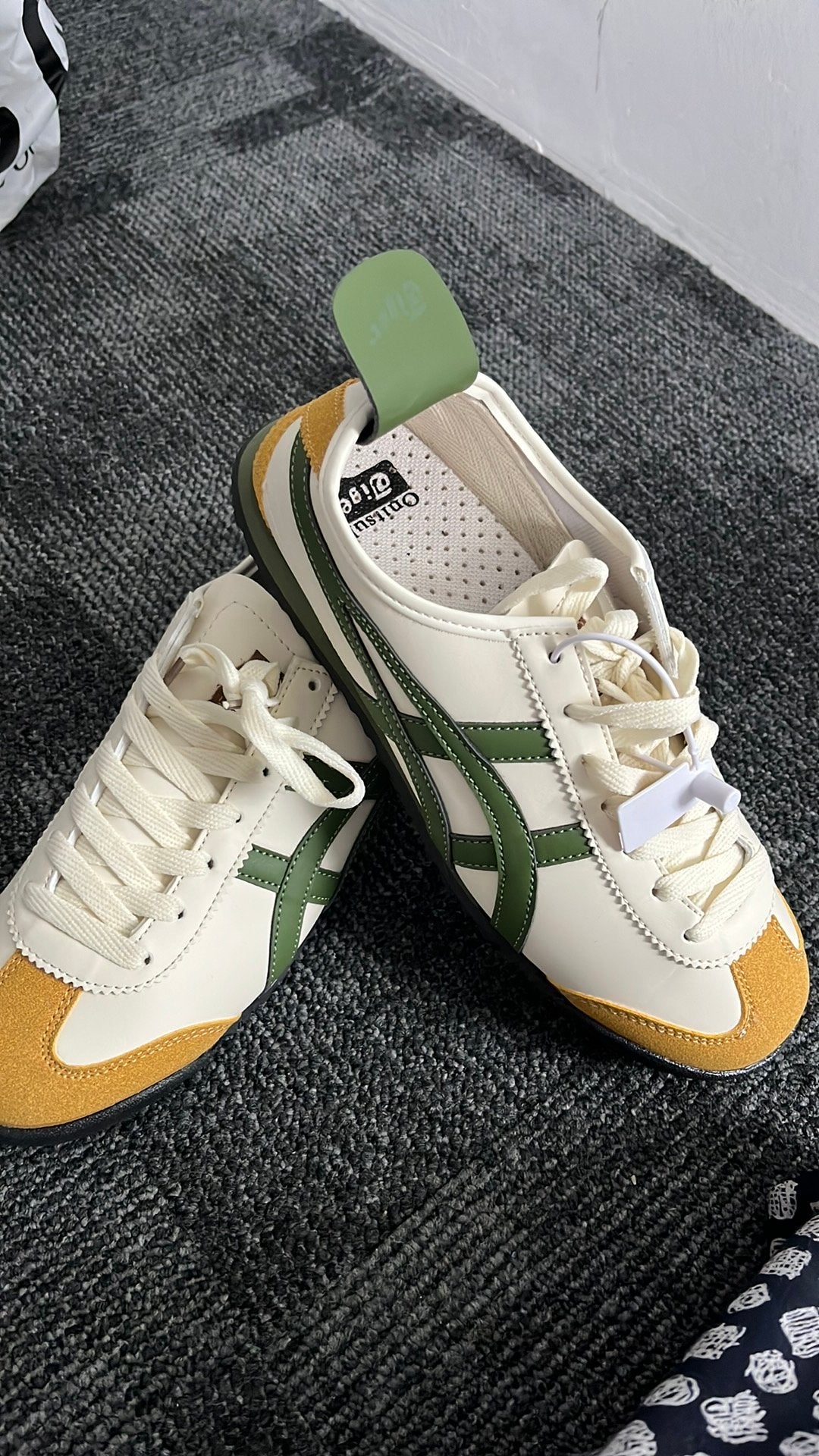 Onitsuka tiger maat 39  nieuw, Ophalen, Nieuw, Sneakers of Gympen