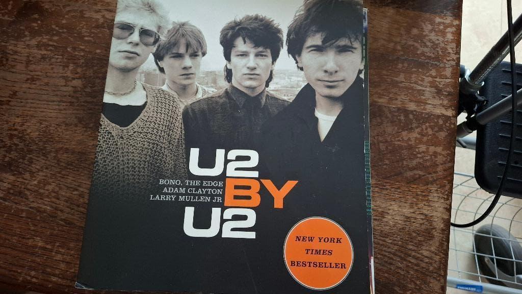U2 by U2 New York Times Bestseller, Ophalen of Verzenden, Zo goed als nieuw, Artiest