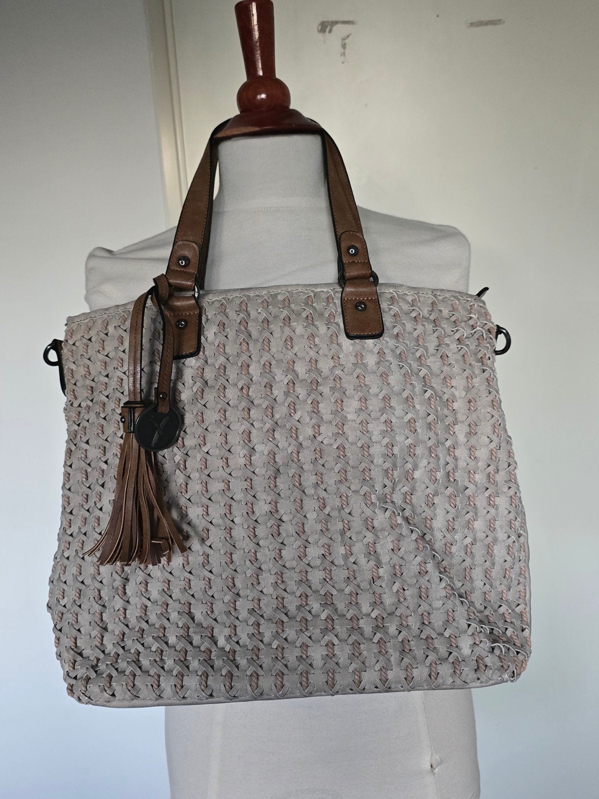 Suri GmStijlvolle Shopper/Handtas - Grijs met Bruine Details, Ophalen of Verzenden, Zo goed als nieuw, Beige, Handtas