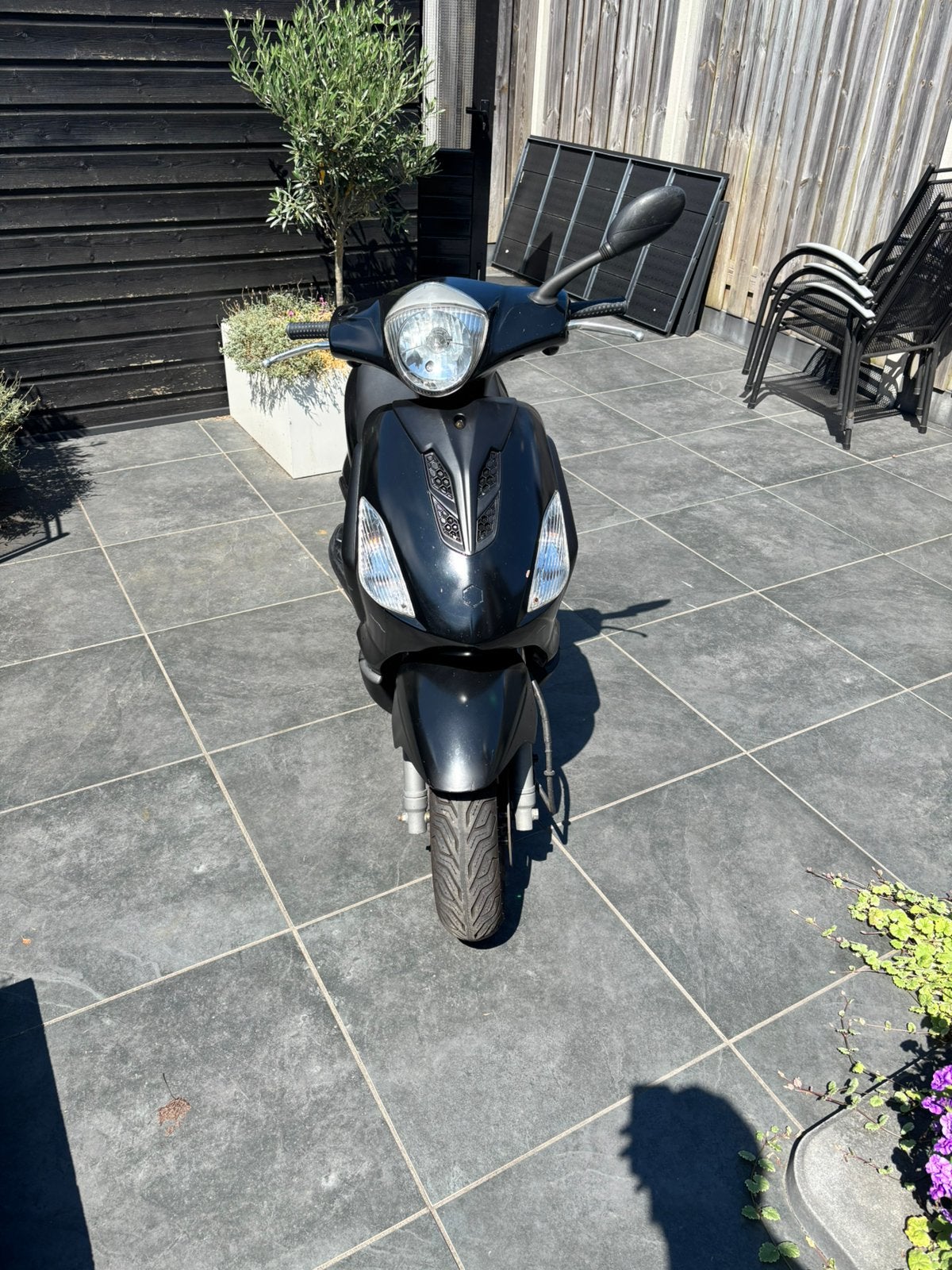 Piaggio fly 187cc, Fietsen en Brommers, Scooters | Piaggio, Ophalen, Gebruikt, Maximaal 45 km/u, Fly