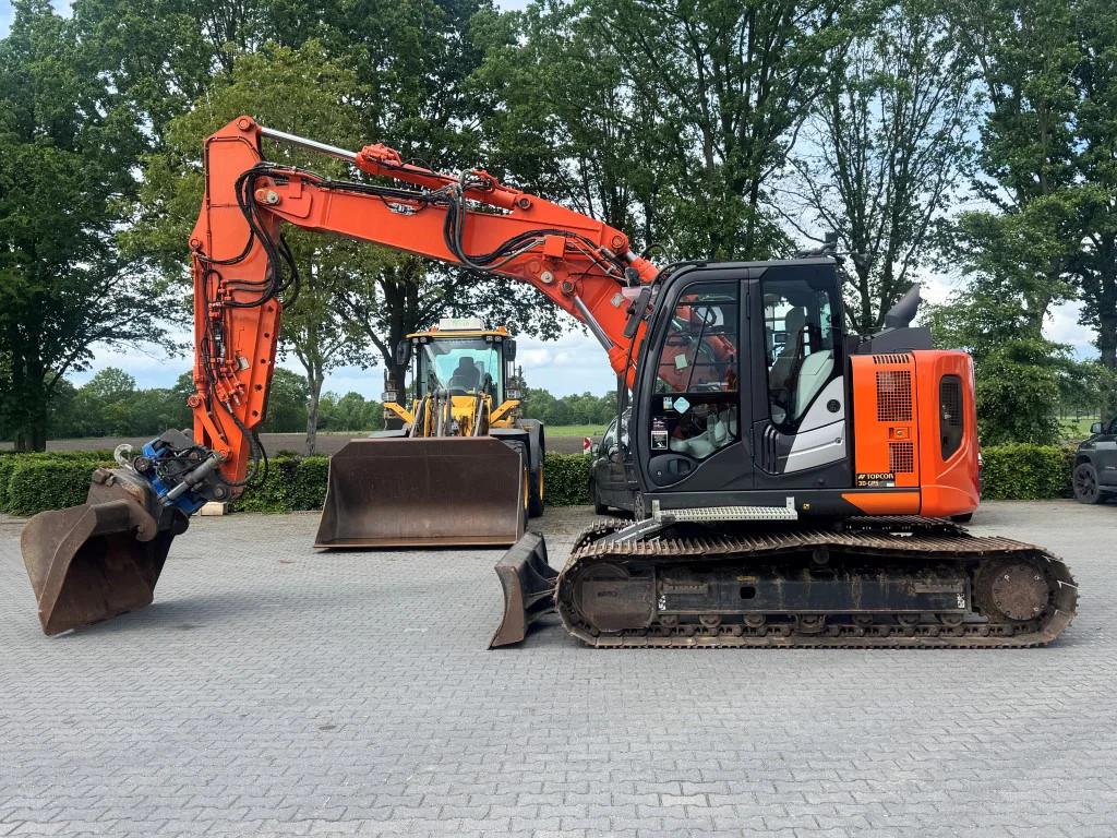 Hitachi ZX135-6 5700 HR ! SMP DKS (bj 2017), Graafmachine