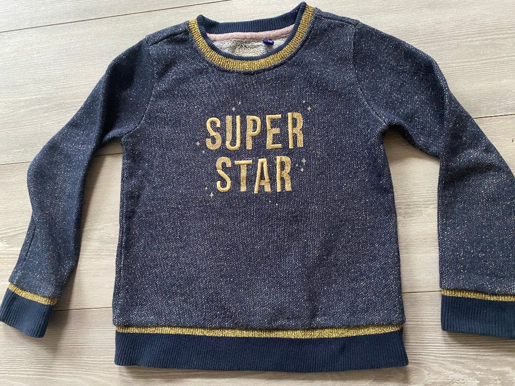 QUAPI truitje maat 110-116, Kinderen en Baby's, Kinderkleding | Maat 110, Meisje, Trui of Vest, Ophalen of Verzenden, Zo goed als nieuw