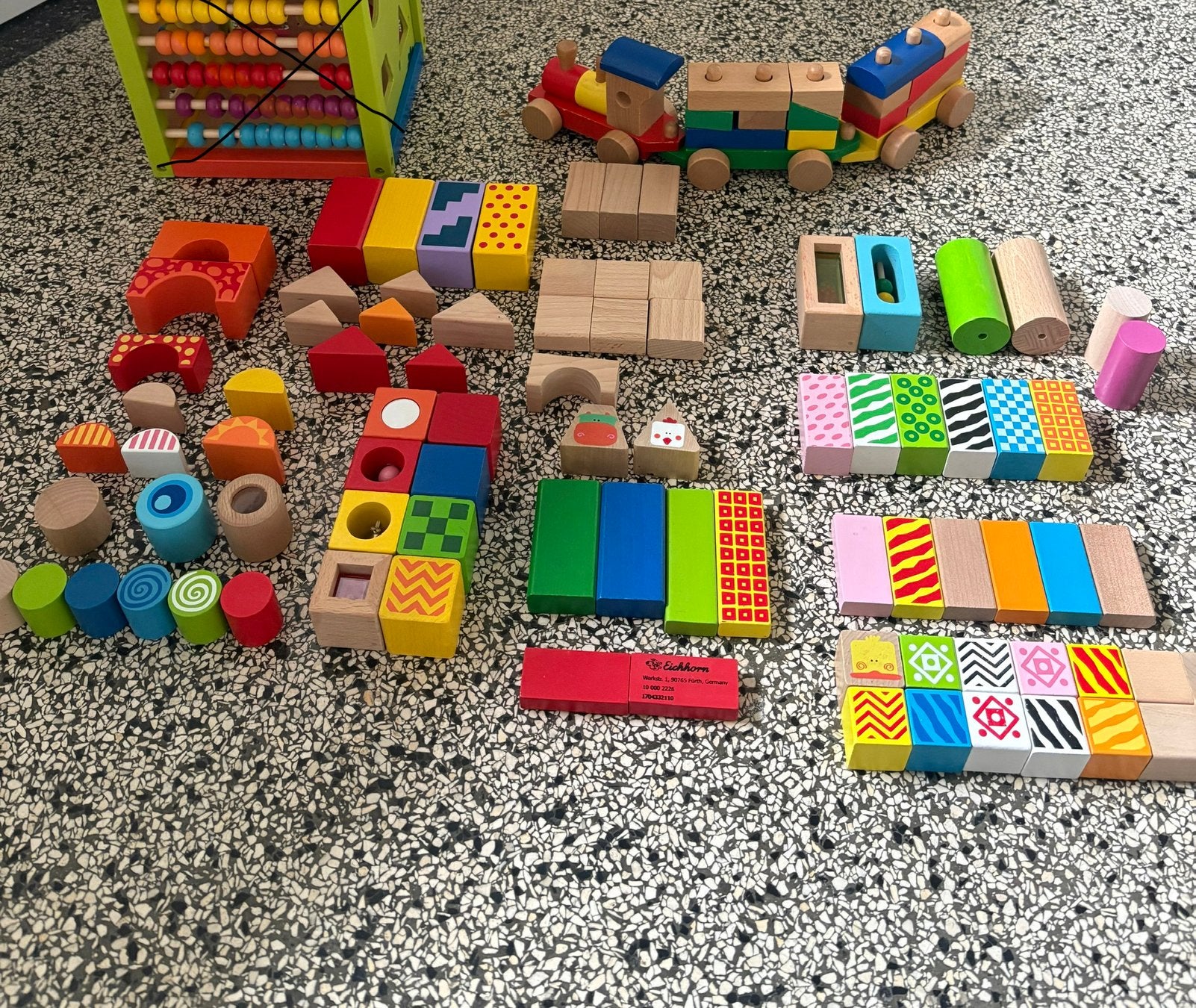 Houten speelgoed set: Trein, blokken en meer, Kinderen en Baby's, Speelgoed | Houten speelgoed, Ophalen of Verzenden, Gebruikt