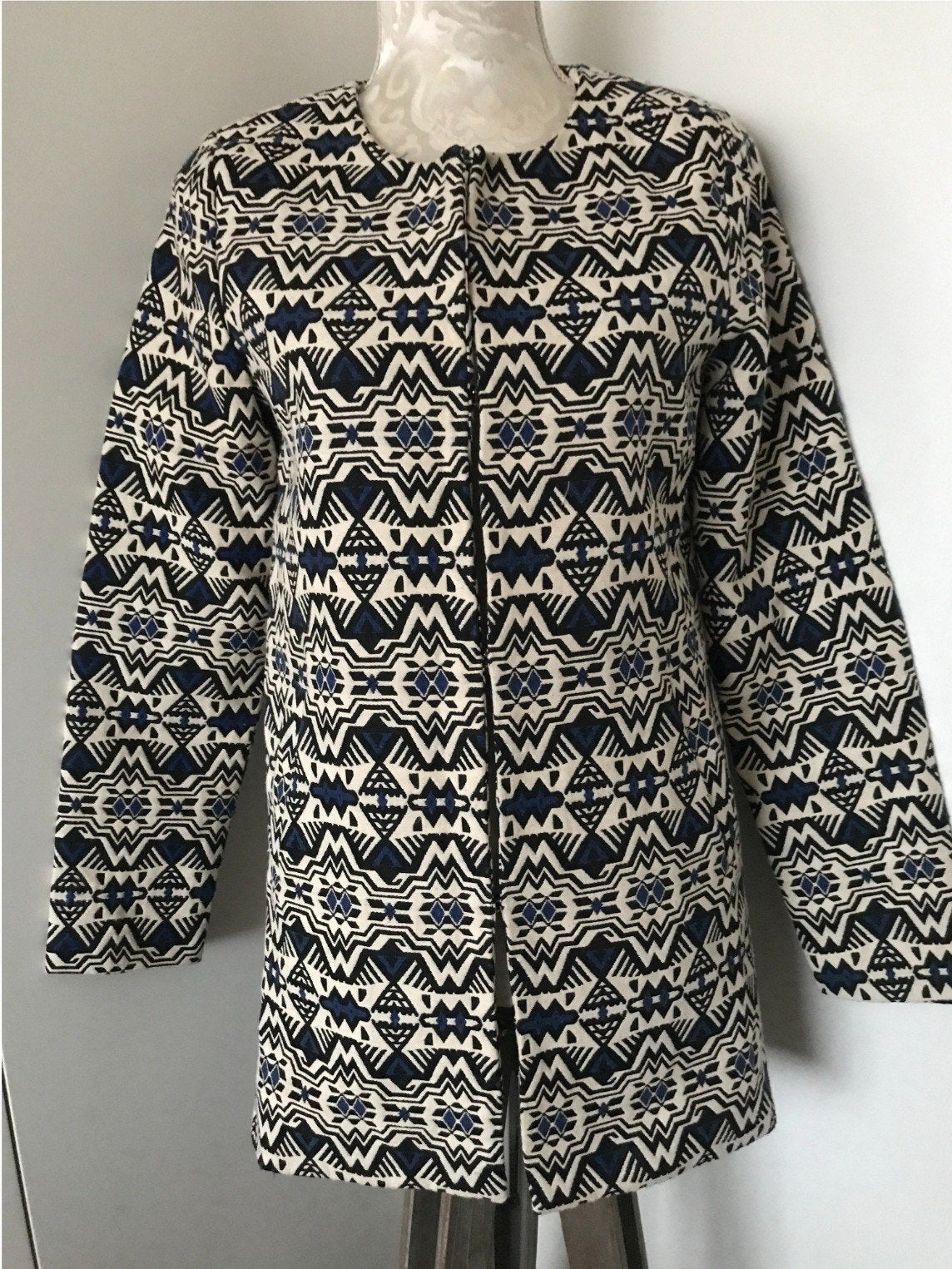 Mooi Blauw-Cremekleurig Jasje, Maat 38/40 (M), Blauw, Ophalen of Verzenden, Zo goed als nieuw