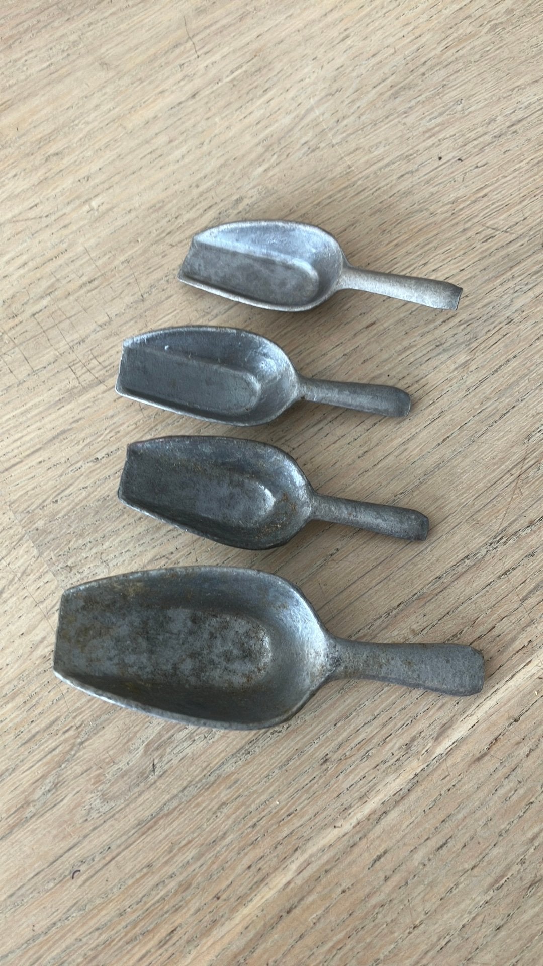 Mini schepjes voor een kinder speelgoed winkeltje?, Ophalen of Verzenden, Zo goed als nieuw