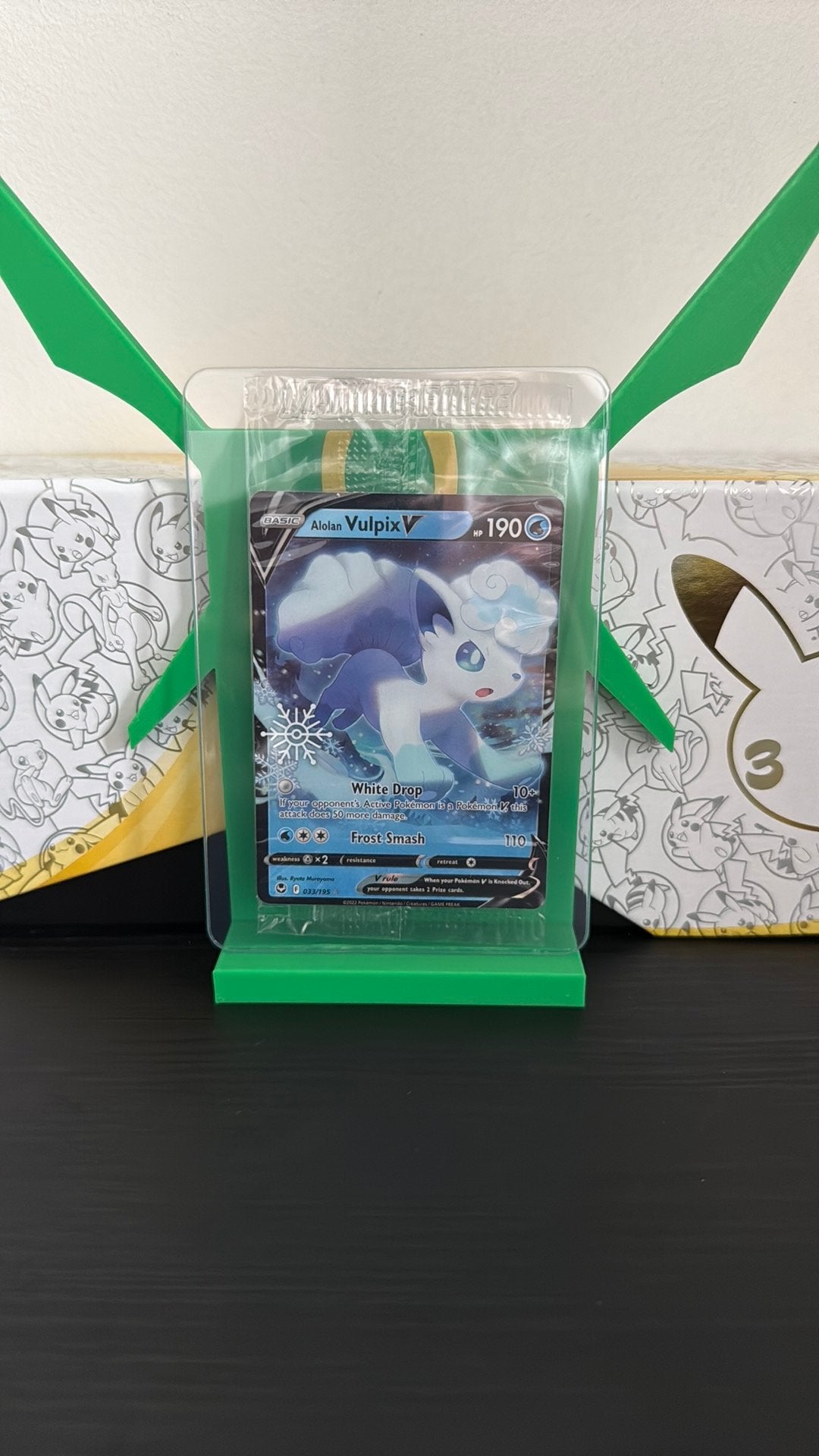 Alolan Vulpix V 033/195 (snowflake stamped sealed), Ophalen of Verzenden, Nieuw, Losse kaart, Foil