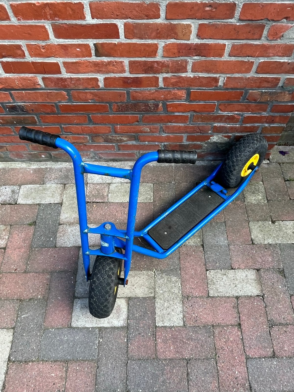 Stevige blauwe BERG Kickbike step voor kinderen, Fietsen en Brommers, Ophalen, Gebruikt, Kickbike