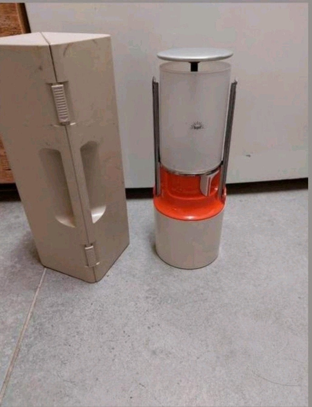 Zeldzame retro vintage bpt campinglamp gaslamp 70s
Bpt, Ophalen of Verzenden, Gebruikt