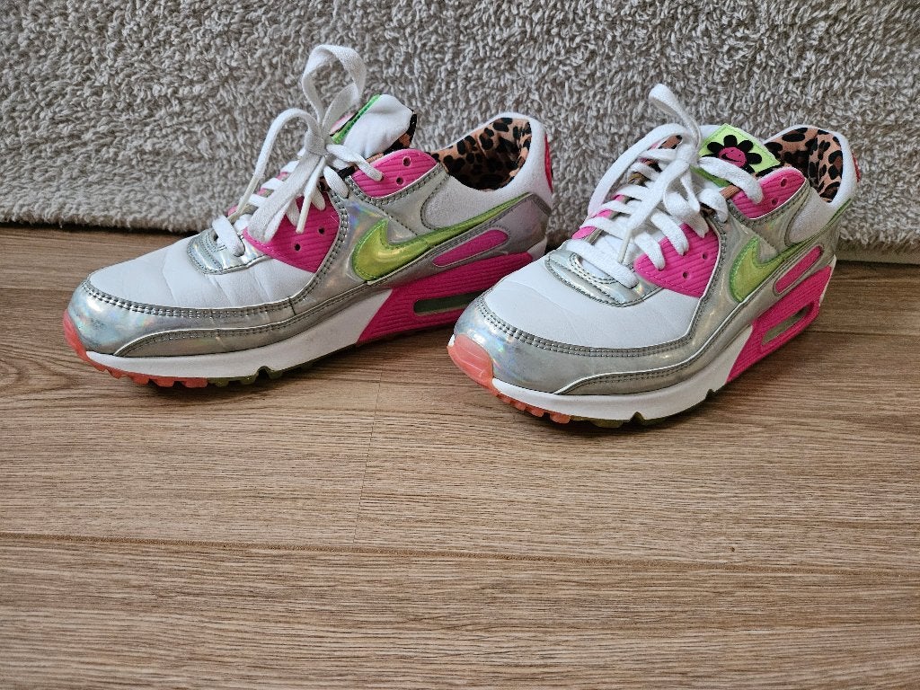 Nike Air Max 90 LX ‘Daisy Leopard Iridescent’, Overige kleuren, Ophalen of Verzenden, Sneakers of Gympen, Gedragen