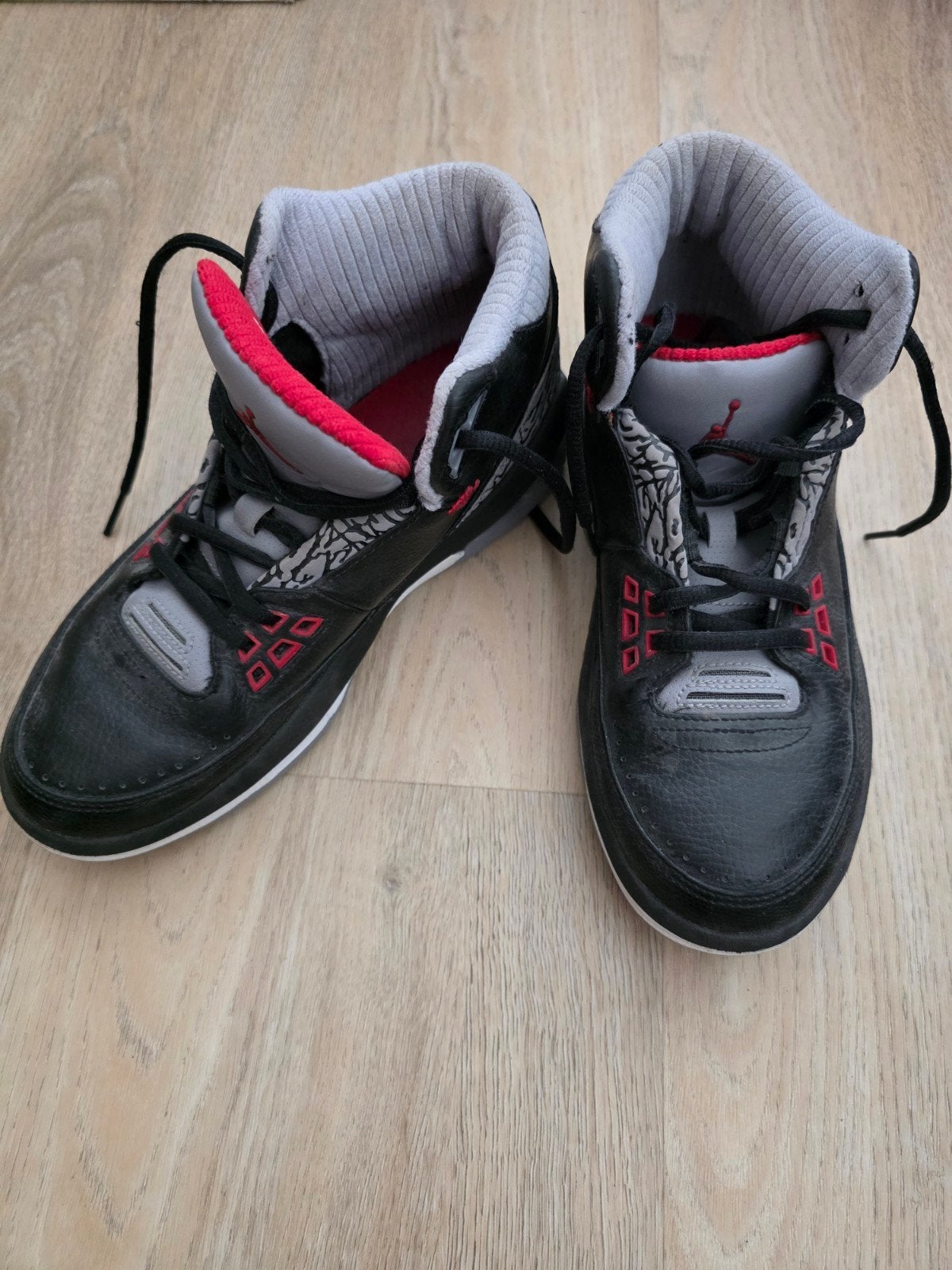 Jordan 2.5 Team Bred GS 2008, maat 38.5, Kinderen en Baby's, Ophalen, Gebruikt, Jordan, Jongen of Meisje