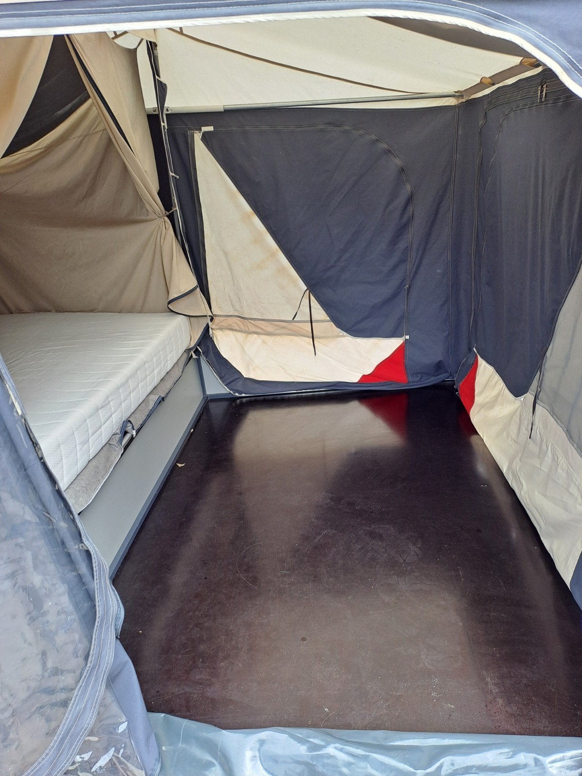Combi-Camp Venezia vouwwagen (2004).met nieuw Auping matras., Caravans en Kamperen, Vouwwagens, Ophalen, Aart Kok, Tot en met 2