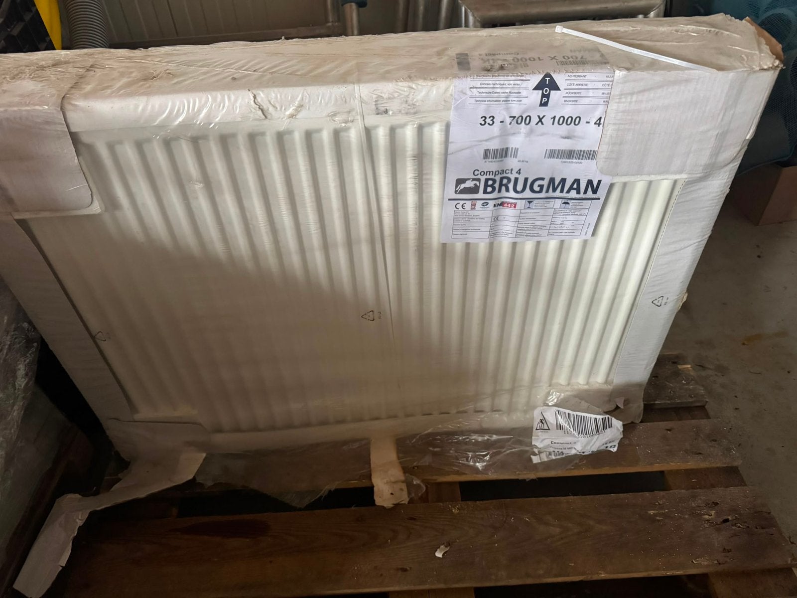 Nieuwe Brugman Compact 4 Radiator 700x1000mm, Ophalen, 30 tot 80 cm, Radiator, Nieuw